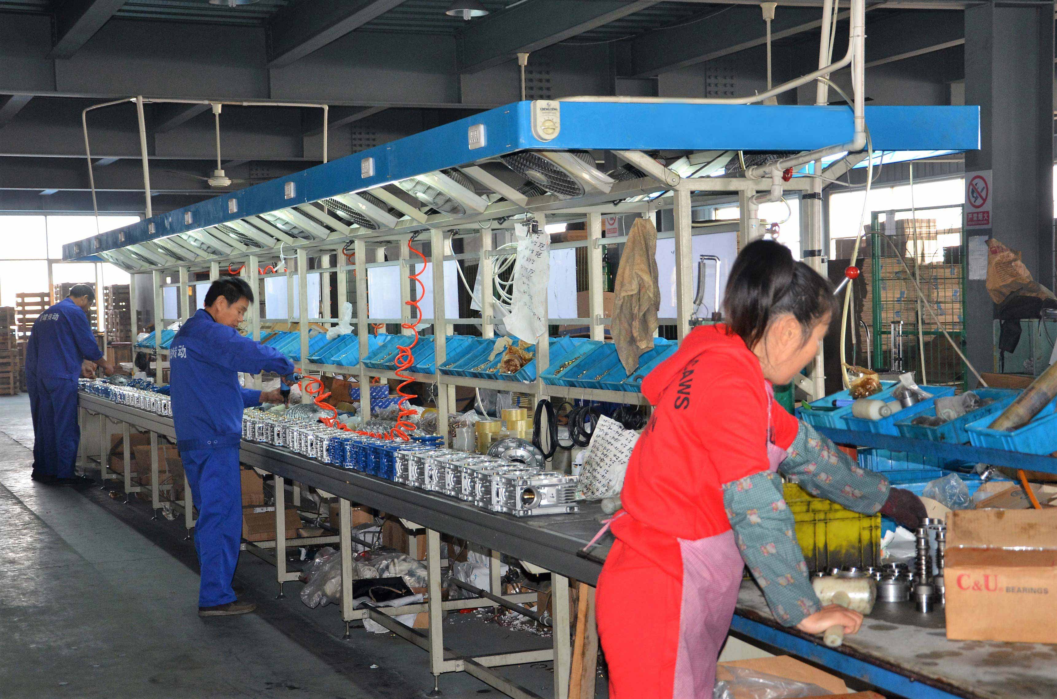 蝸輪蝸桿減速機(jī) 蝸輪蝸桿減速機(jī)
